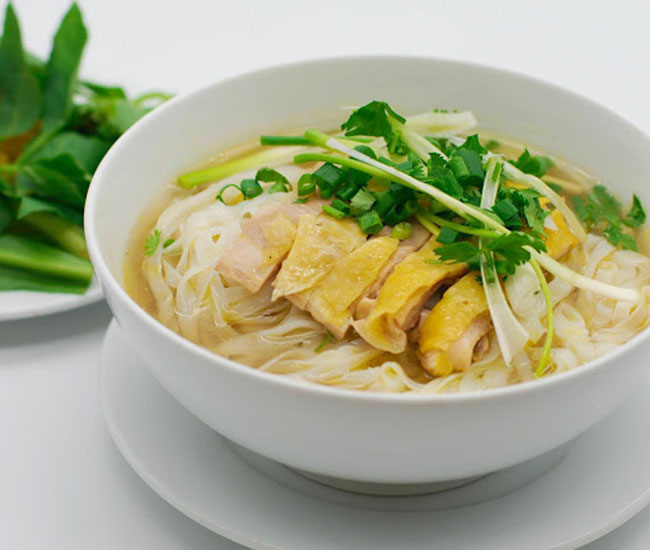 Pho Vietnam With Chicken ((Phở Gà))